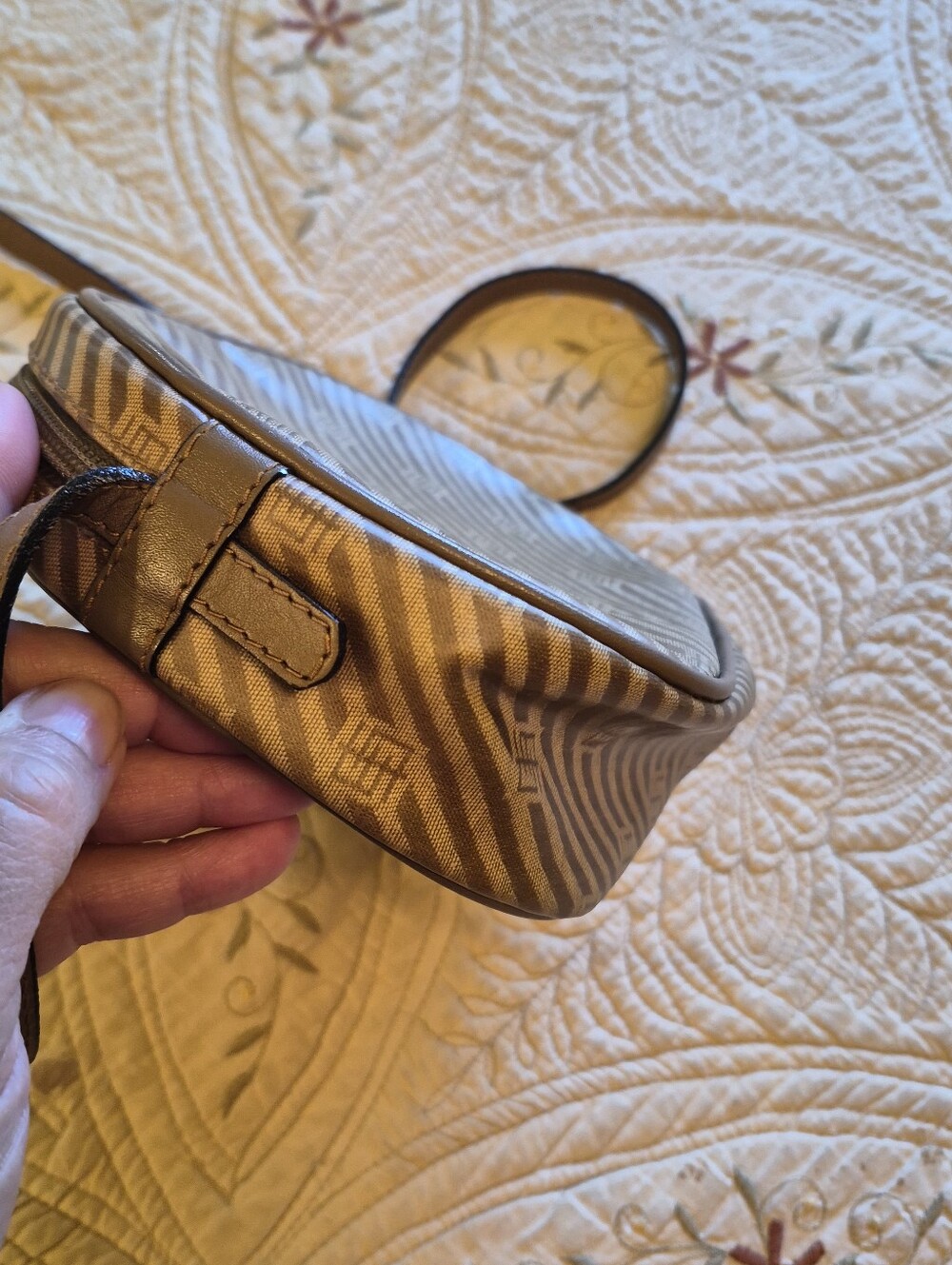 Emilio Pucci Vintage Tan Crossbody Bag - Picture 10 of 15